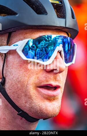 Ed Clancy prima della gara ciclistica Otley 2019 Foto Stock