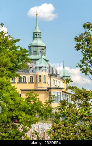 Spitzhaus un punto di riferimento costruito nel 1622 presso i vigneti di Radebeul vicino a Dresda, Germania Foto Stock