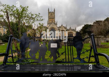 Foto Scattate Nella Parte Posteriore Della Chiesa Parrocchiale Del Cirencester Che Mostrano La Tributo Della Memoria Ai Compagni Caduti In Guerra . Foto Stock