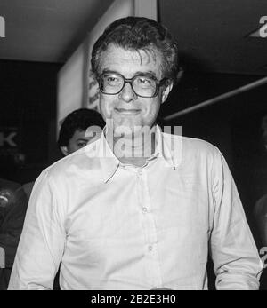 Robin Russell, 14th Duca di Bedford e la Marchese di Tavistock, con arrivo all'aeroporto di Londra Heathrow nel marzo 1984. Foto Stock