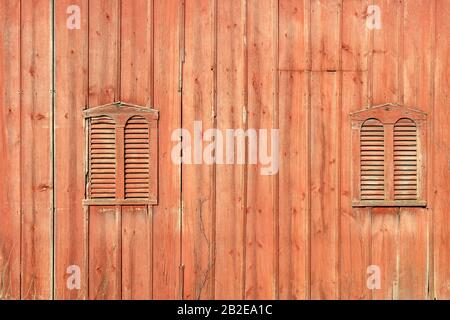 Vecchie porte di fienile stagionato, Indiana settentrionale, USA, di James D Coppinger/Dembinsky Photo Assoc Foto Stock