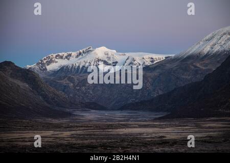 Ultima luce sulle alpi norvegesi Foto Stock