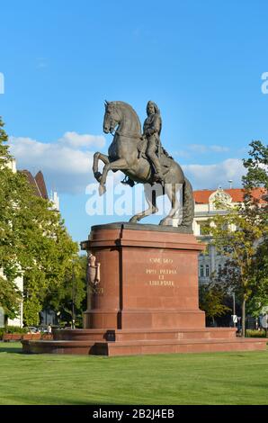 Reiterstandbild, Graf Rakoczi, Kossuth ter, Budapest, Ungarn Foto Stock