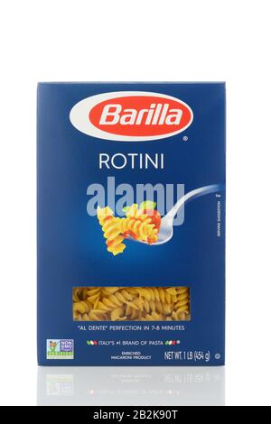 Irvine, CALIFORNIA - 22 MAGGIO 2019: Una scatola di tagliatelle di pasta Barilla Rotini. Foto Stock