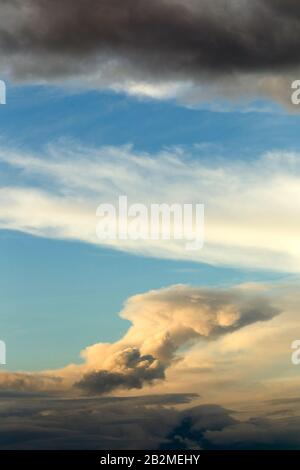 Potente Esplosione Di Tungurahua Vulcan Su 1st Di Febbraio 2014 Ecuador Sud America Foto Stock