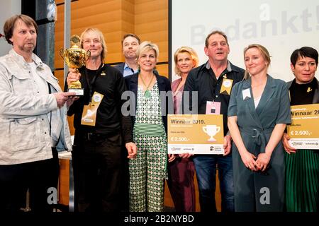 L'Aia, Paesi Bassi. 3rd Mar, 2020. La principessa Laurentien dei Paesi Bassi partecipa alla cerimonia di premiazione del Taalheld (eroe linguistico) 2019 a l'Aia, Paesi Bassi, 3 marzo 2020. Il premio è un premio personale per le persone che prevengono e riducono l'analfabetismo. Credit: Patrick van Katwijk/ ANP OUT |/dpa/Alamy Live News Foto Stock