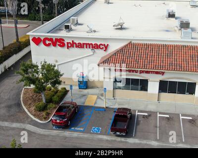 Vista aerea della sede di CVS Pharmacy Retail. CVS è La più Grande catena di farmacia degli Stati Uniti. Rancho Penasquitos, San Diego, Stati Uniti. 25th febbraio 2020 Foto Stock