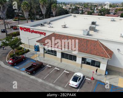 Vista aerea della sede di CVS Pharmacy Retail. CVS è La più Grande catena di farmacia degli Stati Uniti. Rancho Penasquitos, San Diego, Stati Uniti. 25th febbraio 2020 Foto Stock