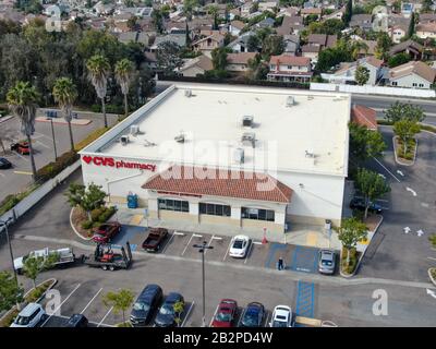 Vista aerea della sede di CVS Pharmacy Retail. CVS è La più Grande catena di farmacia degli Stati Uniti. Rancho Penasquitos, San Diego, Stati Uniti. 25th febbraio 2020 Foto Stock