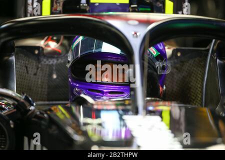 Daniel Ricciardo del Team Ranault F1 durante il 2020 F1 test invernali in Circuit de Catalunya, Montmelò, Spagna Foto Stock