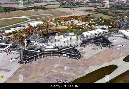 Aeroporto Di Hannover, Terminal, Terminal Buildings, Apron, Langenhagen, Bassa Sassonia, Germania Foto Stock