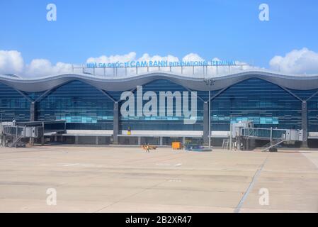 Nha TRANG, VIETNAM – 28 FEBBRAIO 2020 : Aeroporto Internazionale Cam Ranh Foto Stock