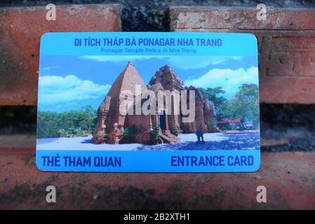 Nha TRANG, VIETNAM – 28 FEBBRAIO 2020 : biglietto d'ingresso per le reliquie del tempio di Ponagar a nha trang Foto Stock