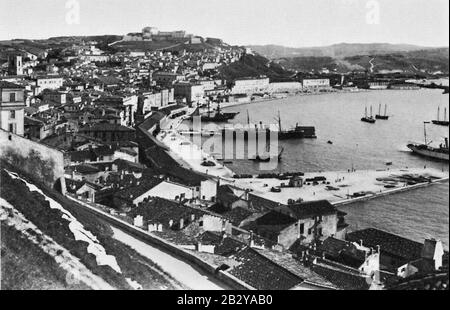 Gebrüder Alinari - Blick auf den Hafen von Ancona Foto Stock