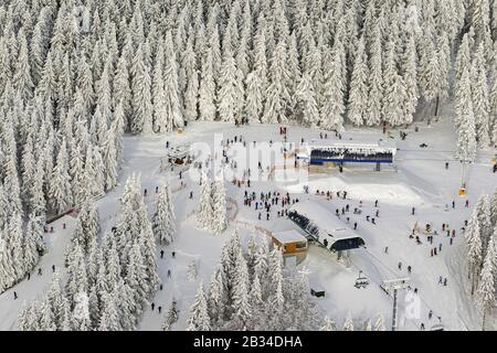 , stazione di montagna dello skilift nel Winterberg Buere, 26.01.2013, vista aerea, Germania, Renania Settentrionale-Vestfalia, Sauerland, Winterberg Foto Stock