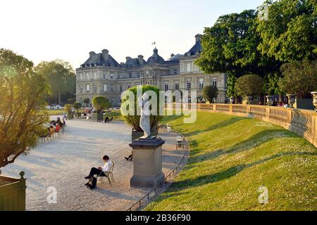 Francia, Parigi, quartiere Odeon, giardino lussemburghese Foto Stock