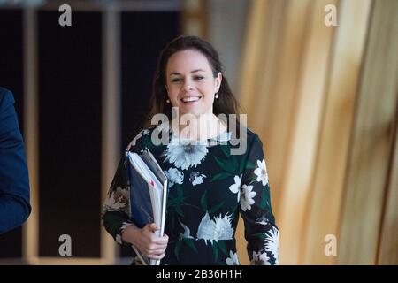 Edimburgo, Regno Unito. 4th Mar, 2020. Nella Foto: Kate Forbes Msp - Gabinetto Ministere For Finance. Dibattito Del Governo Scozzese: Accreditamento Scozzese Di Risoluzione Di Tasso: Notizie Dal Vivo Di Colin Fisher/Alamy Foto Stock