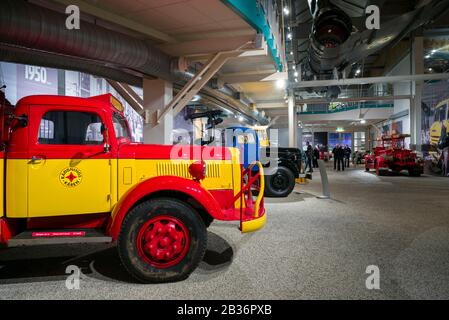 Svezia, Vastragotland E Bohuslan, Gothenburg, Il Volvo Museum, Volvo Trucks Foto Stock