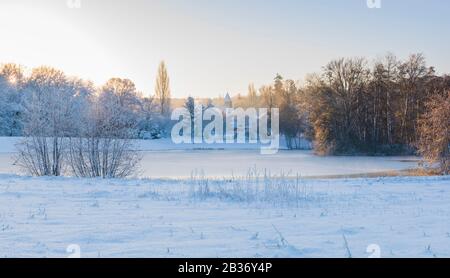 Francia, Parco Naturale Regionale Dell'Alta Valle Di Chevreuse, Paesaggio Invernale Vicino A Les Mesnuls Foto Stock