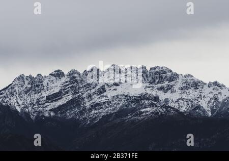 La gamma della montagna - italiano prealpi Foto Stock