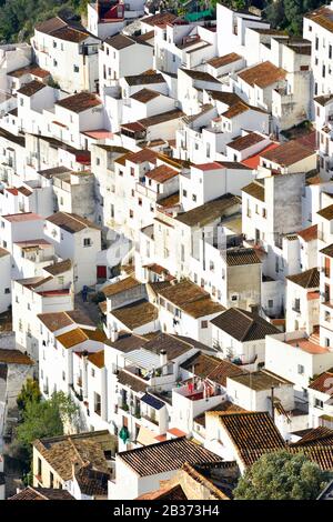 Spagna, Andalusia, Costa del Sol, Provincia di Malaga, Casares, villaggio bianco situato nell'entroterra (Pueblos blancos) Foto Stock