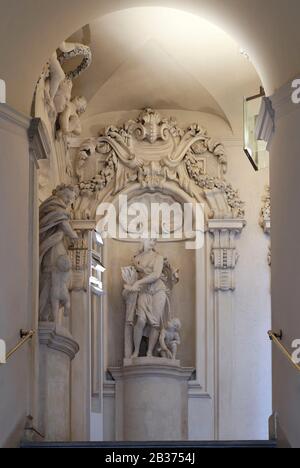 Italia, Veneto, Vicenza, Palazzo Leoni Montanari, Gallerie D'Italia, Scala Delle Stagioni Foto Stock