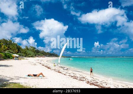 Mauritius, distretto di Flacq, spiaggia di Quatre Cocos Foto Stock