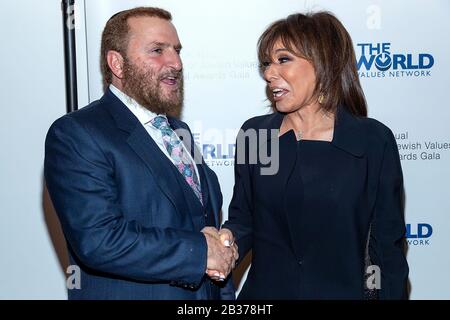 New York, NY, Stati Uniti. 3rd Mar, 2020. Rabbi Shmuley Boteach, Giudice Jeanine Pirro All'Ottavo Gala Annuale Dei Campioni Internazionali Dei Valori Ebraici Alla Carnegie Hall. Credito: Steve Mack/Alamy Live News Foto Stock