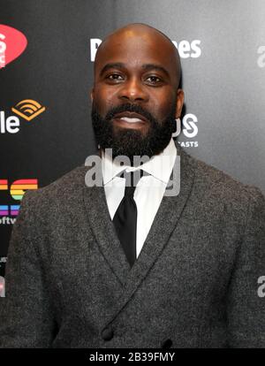 Melvin Odoom partecipa ai premi Audio e radio Industry che si sono tenuti al London Palladium di Londra. Foto Stock