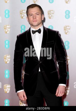 L'Ee British Academy Film Awards 2020 Si È Tenuto Presso La Royal Albert Hall - Arrivi Con: Taron Egerton Dove: Londra, Regno Unito Quando: 02 Feb 2020 Credit: Mario Mitsis/Wenn.com Foto Stock