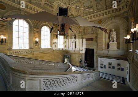 L'originale aereo Clément Ader's Avion III espone al Musée des Arts et Métiers.Paris.France. Foto Stock