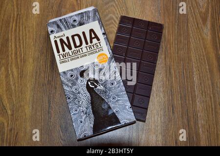 Jabalpur, Madhya Pradesh - 28 Gennaio 2020 : 'Amul Twilight Tryst' Single Origin Dark Chocolate Foto Stock