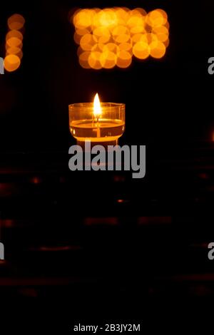 Festa votiva nella chiesa di Starbourg Francia Foto Stock