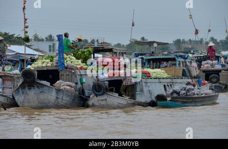 Schwimmmmmender Markt ´Cai Rang´, Song Can Tho, Can Tho, Vietnam Foto Stock