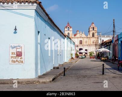 Plaza Del Carmen, Camaguey, Patrimonio Dell'Umanità Dell'Unesco, Provincia Di Camaguey, Cuba, Indie Occidentali, Caraibi, America Centrale Foto Stock