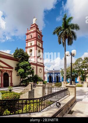 Cattedrale Di Nostra Signora Della Candelaria, Parco Ignacio Agramonte, Camaguey, Patrimonio Dell'Umanità Dell'Unesco, Provincia Di Camaguey, Cuba, Indie Occidentali, Caraibi, Centr Foto Stock