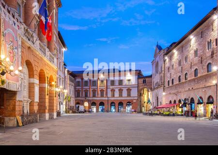 Piazza Della Repubblica, Foligno, Perugia, Umbria, Italia, Europa Foto Stock