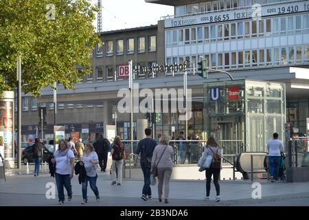 Hauptbahnhof, Essen, Nordrhein-Westfalen, Deutschland Foto Stock