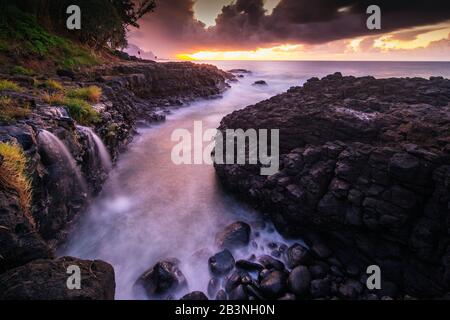 Princeville, Queens Baths, Kauai Island, Hawaii, Stati Uniti D'America, Nord America Foto Stock