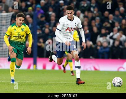 Londra, INGHILTERRA - MARZO 04: Tottenham Hotspur's Dele Alli durante la quinta partita della fa Cup Emirates tra Tottenham Hotspur e Norwich City a Marzo Foto Stock