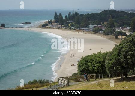 Nuova Zelanda, Isola Del Nord, Tauranga, Spiaggia Dal Monte Maunganui Foto Stock