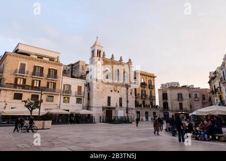 Piazza Mercantile, quartiere antico, Bari, Puglia, Italia Foto Stock