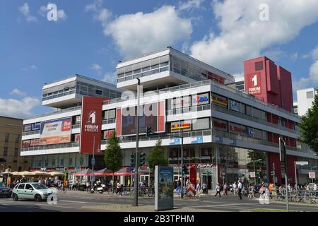 Forum Steglitz, Schlossstrasse, Steglitz Berlino, Deutschland Foto Stock