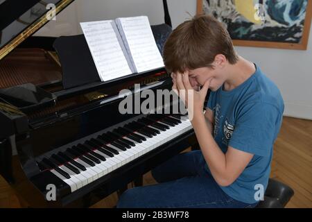 Tipo, Klavier, Spiel Foto Stock