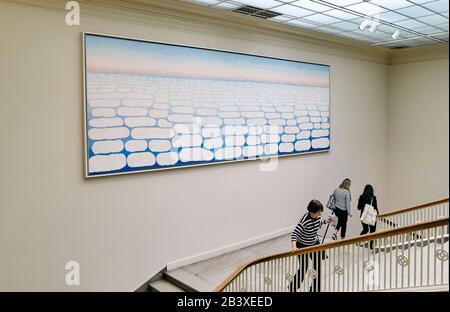 Cielo sopra le nuvole IV dalla Georgia o'Keeffe in mostra all'Istituto d'Arte di Chicago. Foto Stock