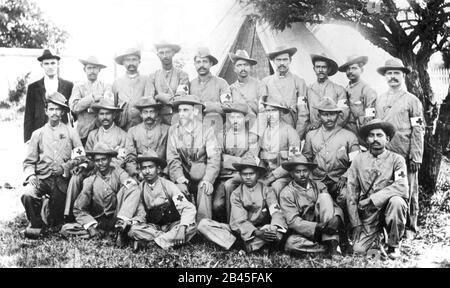 Mahatma Gandhi con il corpo indiano di ambulanza durante la guerra del Boer in Sudafrica, 1899 - 1900, vecchia immagine del 1900 dell'annata Foto Stock