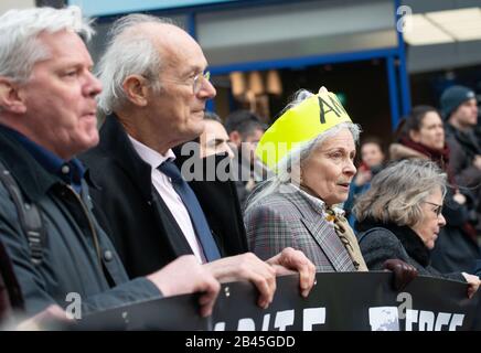 John Shipton, Kristinn Hrafnsson, Vivienne Westwood - non Estradare la marcia di Assange, per protesta dell'estradizione di WikiLeaks Julian Assange negli Stati Uniti. Foto Stock