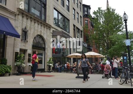 Newbury Street, Boston, Massaschusetts, Stati Uniti Foto Stock