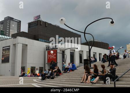 Kunstmuseum, ´Musée d'art contemporain de Montréal´, Place des Arts, Montreal, Quebec, Kanada Foto Stock