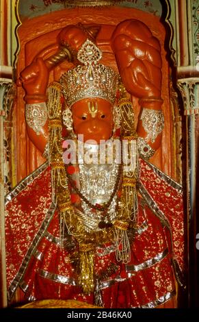Idolo di dio hanuman a varanasi a uttar pradesh India, Asia Foto Stock